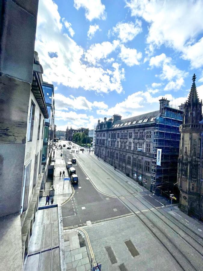 Incredible St Andrew'S Sq - 2 Bed In The Sky Leilighet Edinburgh Eksteriør bilde