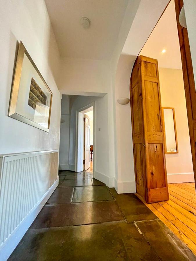 Incredible St Andrew'S Sq - 2 Bed In The Sky Leilighet Edinburgh Eksteriør bilde